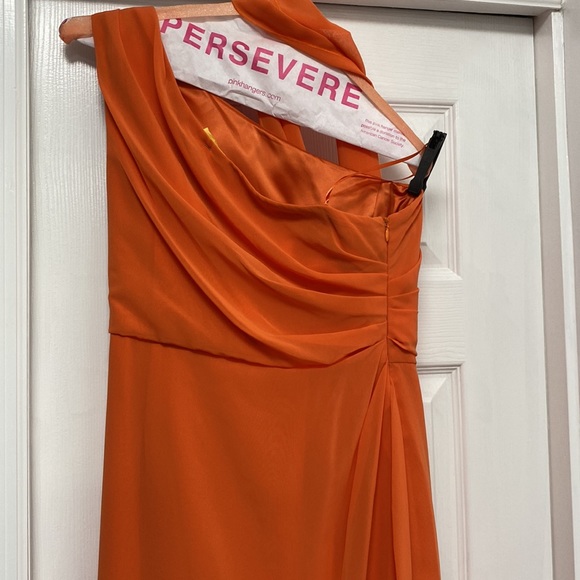 Worn once - tag fell off so designer unknown - size 2 - Picture 3 of 4